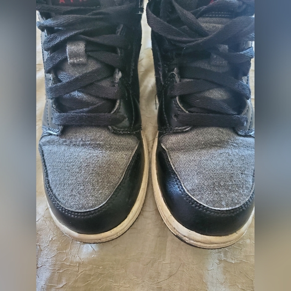 Air Jordan 1 Mid Prem BG youth sneakers - Picture 3 of 9